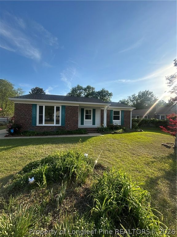 4413 Chesterbrook Drive, Fayetteville, NC 28314 — exterior