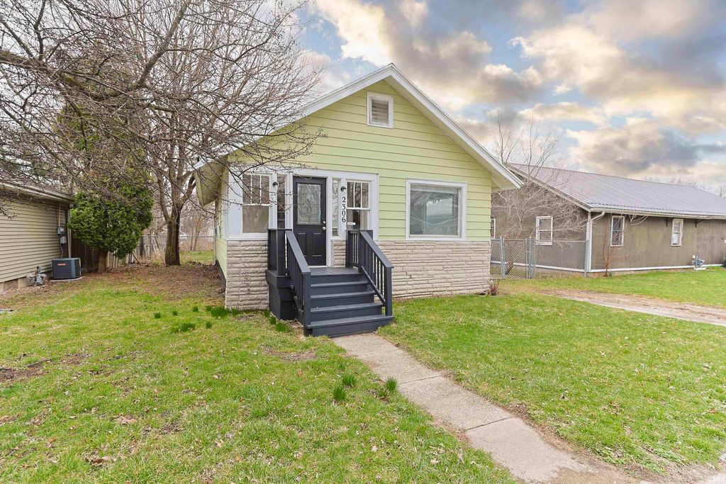 2306 Mather Avenue, Elkhart, IN 46517