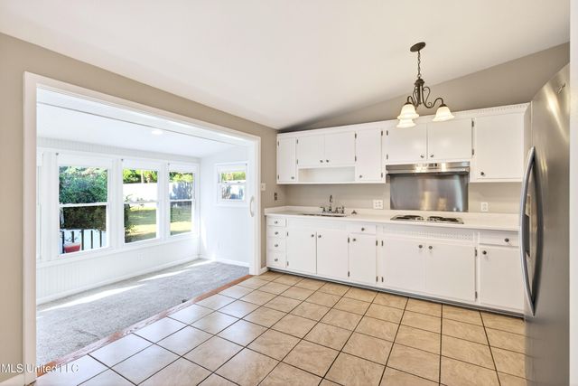 15 Woodglen Drive, Gulfport, MS 39507