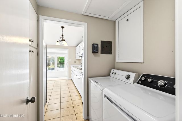 15 Woodglen Drive, Gulfport, MS 39507