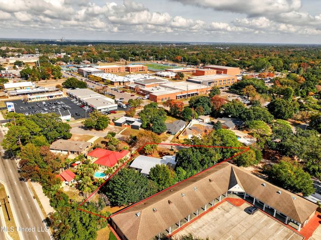 15 Woodglen Drive, Gulfport, MS 39507