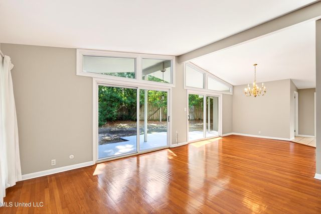 15 Woodglen Drive, Gulfport, MS 39507