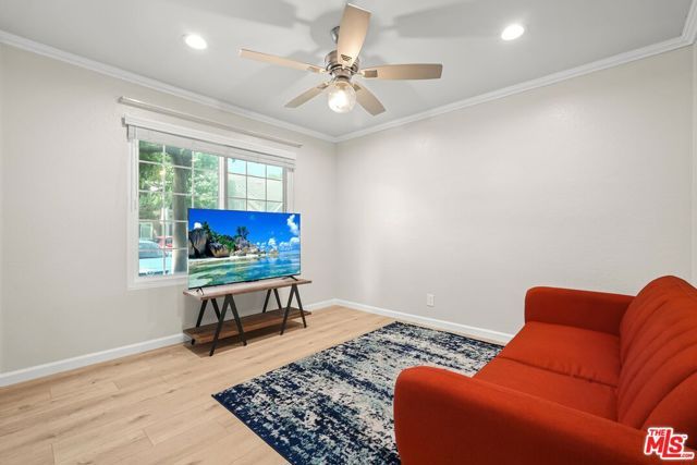 8726 Beckenham Lane A, Inglewood, CA 90305