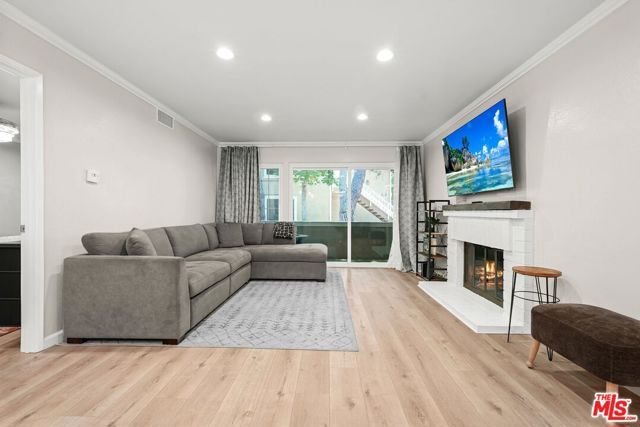 8726 Beckenham Lane A, Inglewood, CA 90305