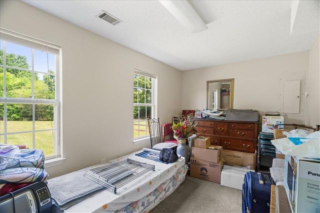 143 Honeysuckle Drive SE, Calhoun, GA 30701