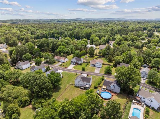 143 Honeysuckle Drive SE, Calhoun, GA 30701