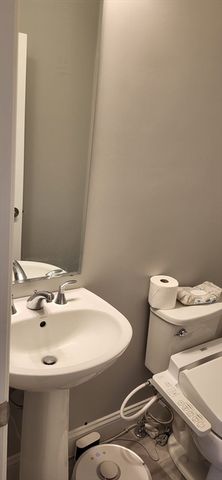 299 Lexington St 109, Woburn, MA 01801