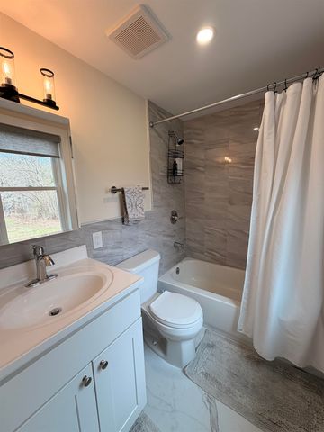 169 London Road, Westmoreland, NH 03467