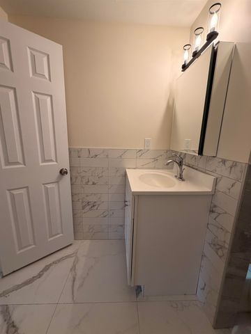 169 London Road, Westmoreland, NH 03467