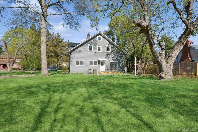 57 Juniper Avenue, Smithtown, NY 11787