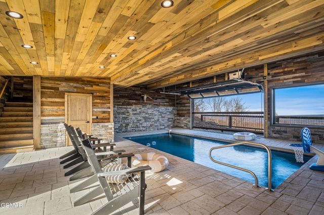 2130 Ross Way, Sevierville, TN 37876