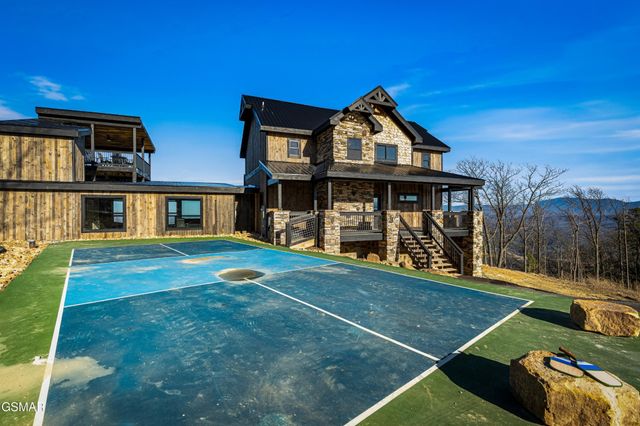 2130 Ross Way, Sevierville, TN 37876