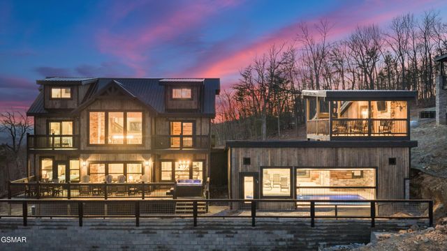 2130 Ross Way, Sevierville, TN 37876