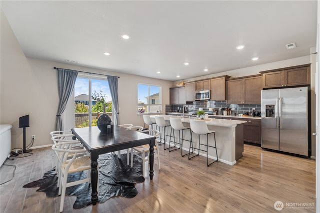 25504 128th Avenue SE, Kent, WA 98030
