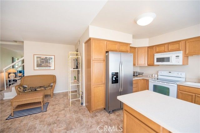 6087 Montecito Circle 4, Palm Springs, CA 92264