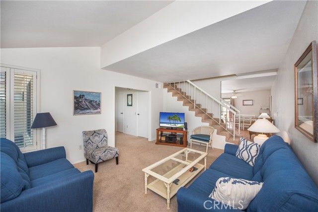 6087 Montecito Circle 4, Palm Springs, CA 92264