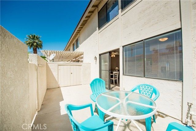 6087 Montecito Circle 4, Palm Springs, CA 92264