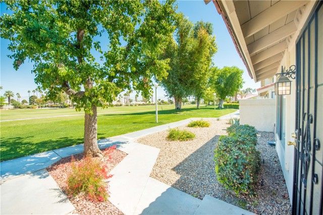 6087 Montecito Circle 4, Palm Springs, CA 92264