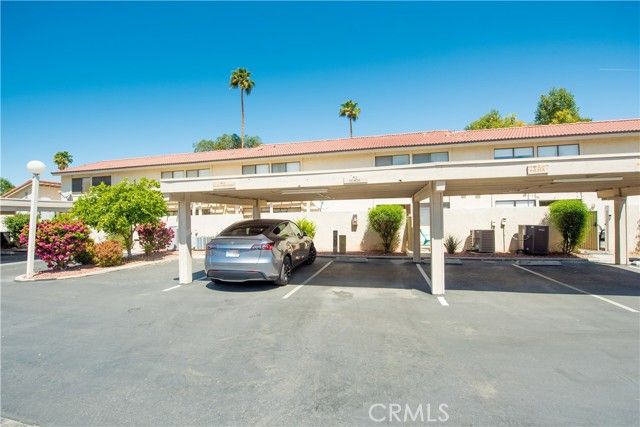 6087 Montecito Circle 4, Palm Springs, CA 92264