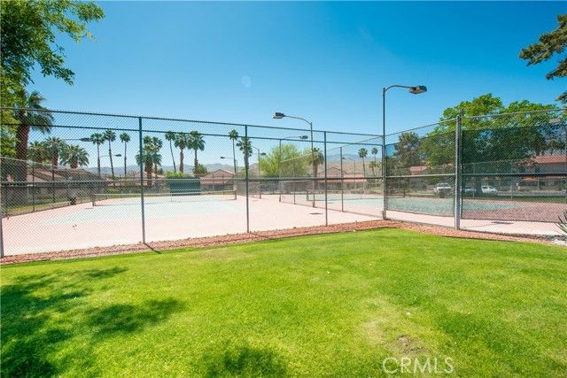 6087 Montecito Circle 4, Palm Springs, CA 92264