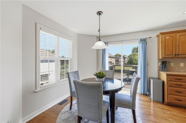 4405 SW Flintrock Drive, Lee's Summit, MO 64082