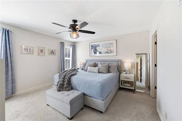 4405 SW Flintrock Drive, Lee's Summit, MO 64082