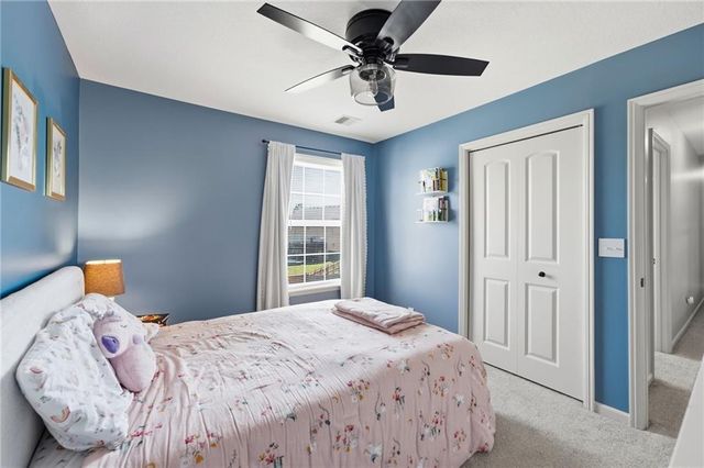 4405 SW Flintrock Drive, Lee's Summit, MO 64082