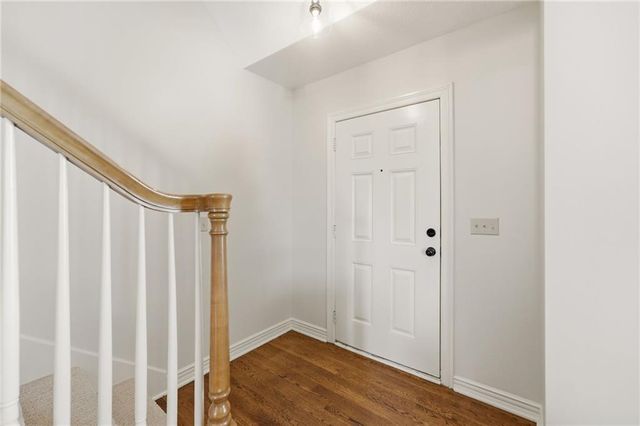 4405 SW Flintrock Drive, Lee's Summit, MO 64082