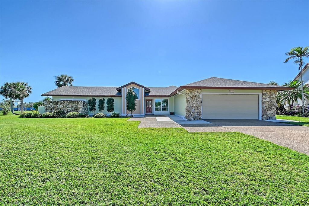 3704 PRAIRIE DUNES DRIVE, Sarasota, FL 34238