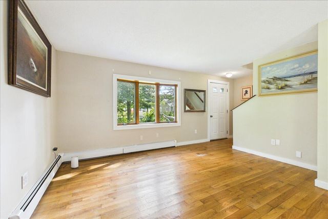 37 Gooseberry Lane, Marstons Mills, MA 02648