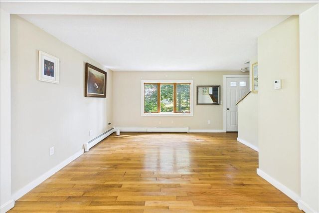 37 Gooseberry Lane, Marstons Mills, MA 02648