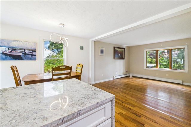 37 Gooseberry Lane, Marstons Mills, MA 02648