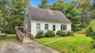 37 Gooseberry Lane, Marstons Mills, MA 02648