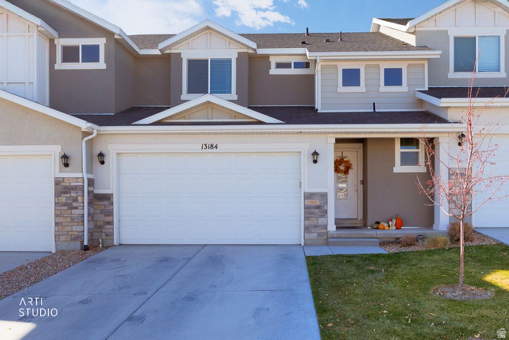 13184 S NEWBRIDGE LN, Herriman, UT 84096