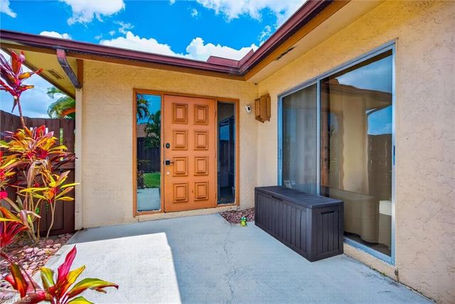 6315 Royal Woods DR, Fort Myers, FL 33908