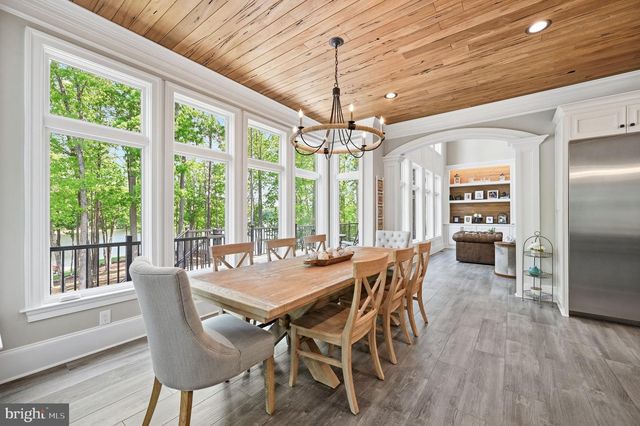 11215 PRESWICK LN, Spotsylvania, VA 22551