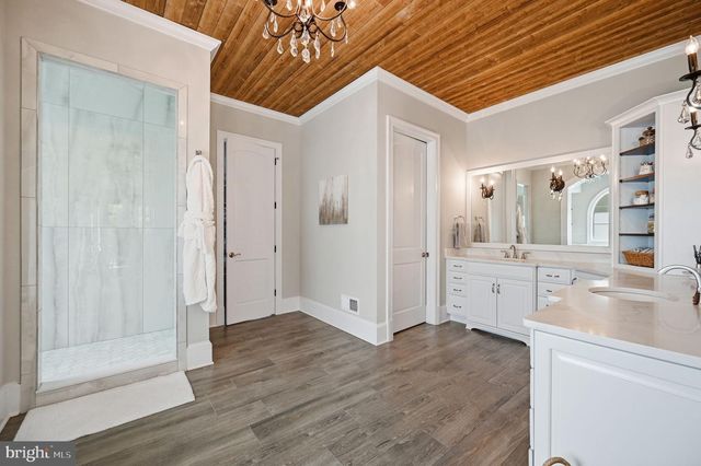 11215 PRESWICK LN, Spotsylvania, VA 22551
