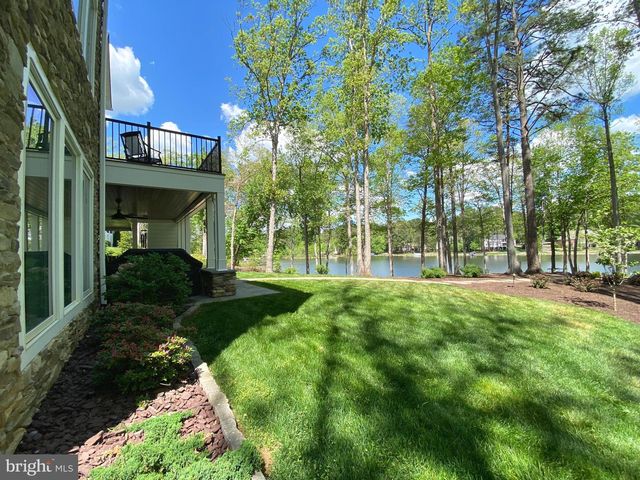 11215 PRESWICK LN, Spotsylvania, VA 22551
