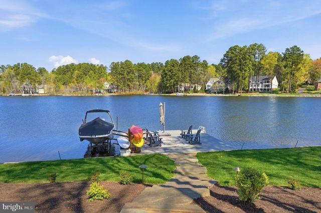 11215 PRESWICK LN, Spotsylvania, VA 22551