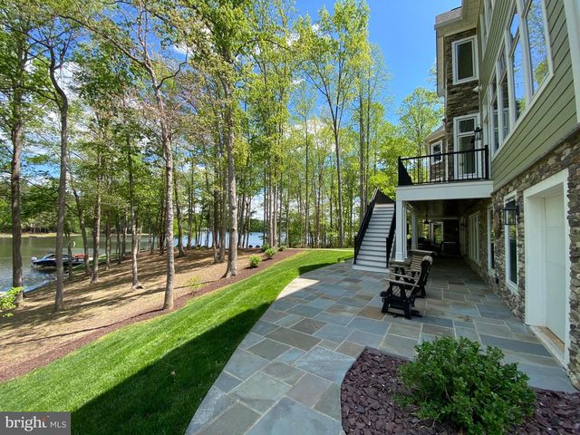 11215 PRESWICK LN, Spotsylvania, VA 22551