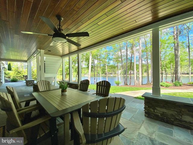 11215 PRESWICK LN, Spotsylvania, VA 22551