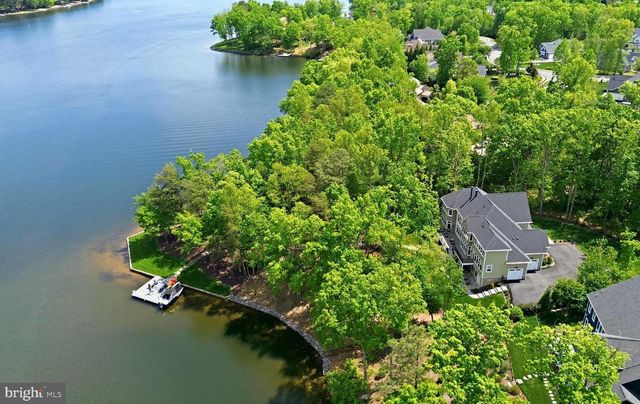 11215 PRESWICK LN, Spotsylvania, VA 22551