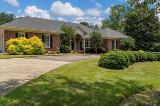 17 Sweetwater Drive, Cataula, GA 31804