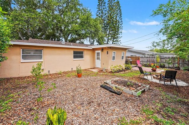 1251 OAKVIEW AVENUE, Clearwater, FL 33756