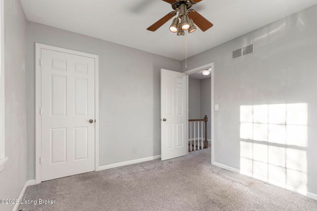 4317 Twillingate Ln, Louisville, KY 40241