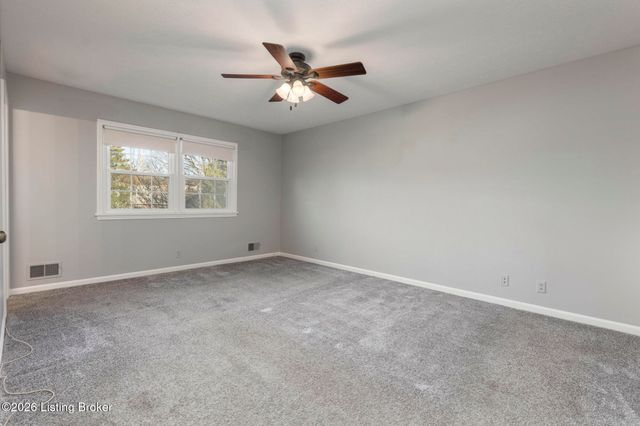 4317 Twillingate Ln, Louisville, KY 40241