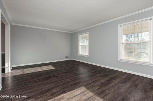 4317 Twillingate Ln, Louisville, KY 40241