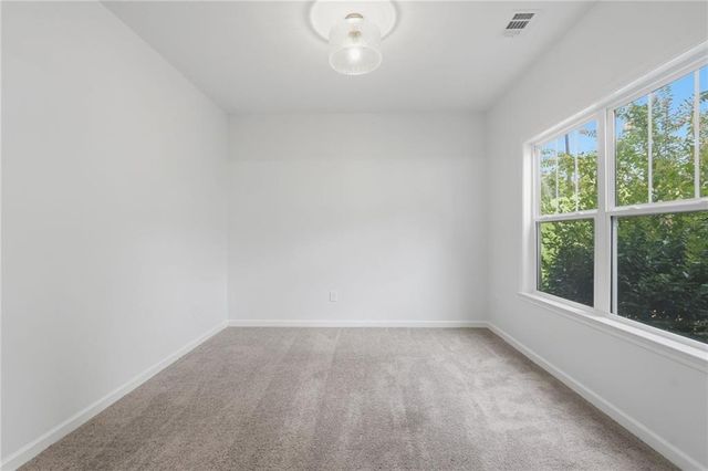 179 White Oak Trail N, Dahlonega, GA 30533