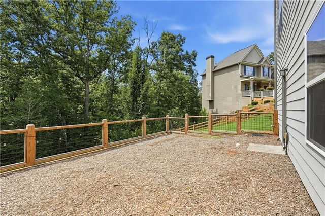 179 White Oak Trail N, Dahlonega, GA 30533