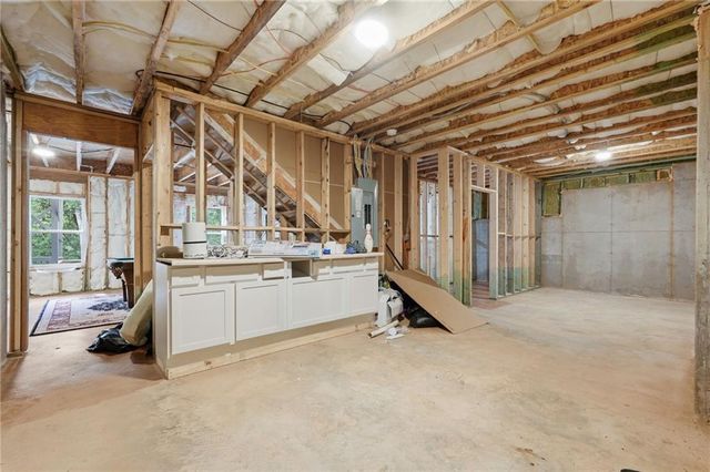 179 White Oak Trail N, Dahlonega, GA 30533